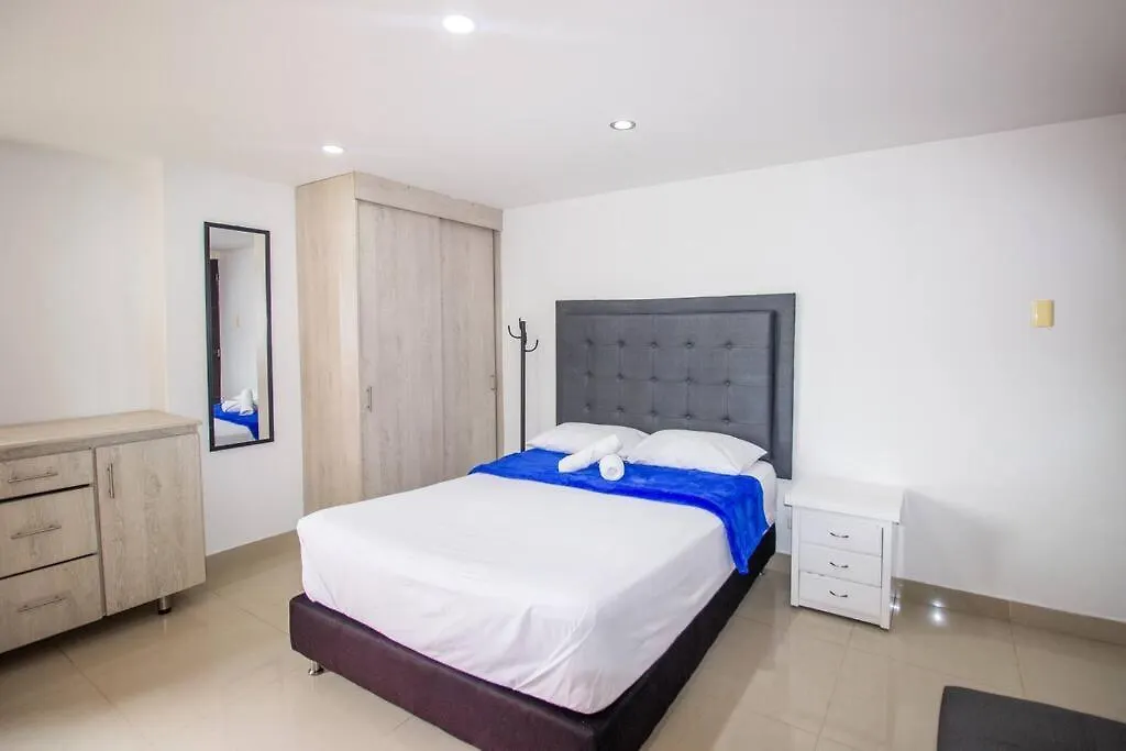 Apartamento Close To The Santa Fe Mall In Poblado 207 Medellín Colombia