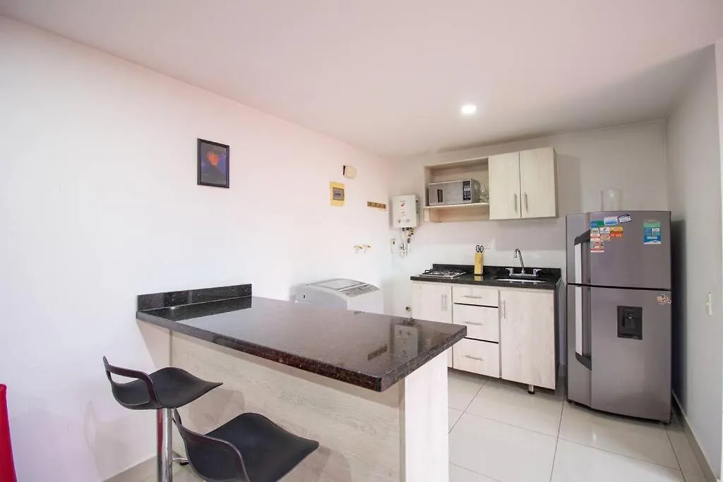 Apartamento Close To The Santa Fe Mall In Poblado 207 Medellín Colombia